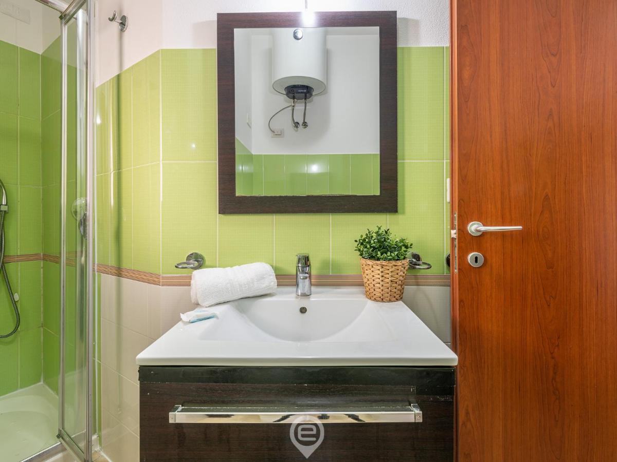 La Corte Apartment Pula Luaran gambar